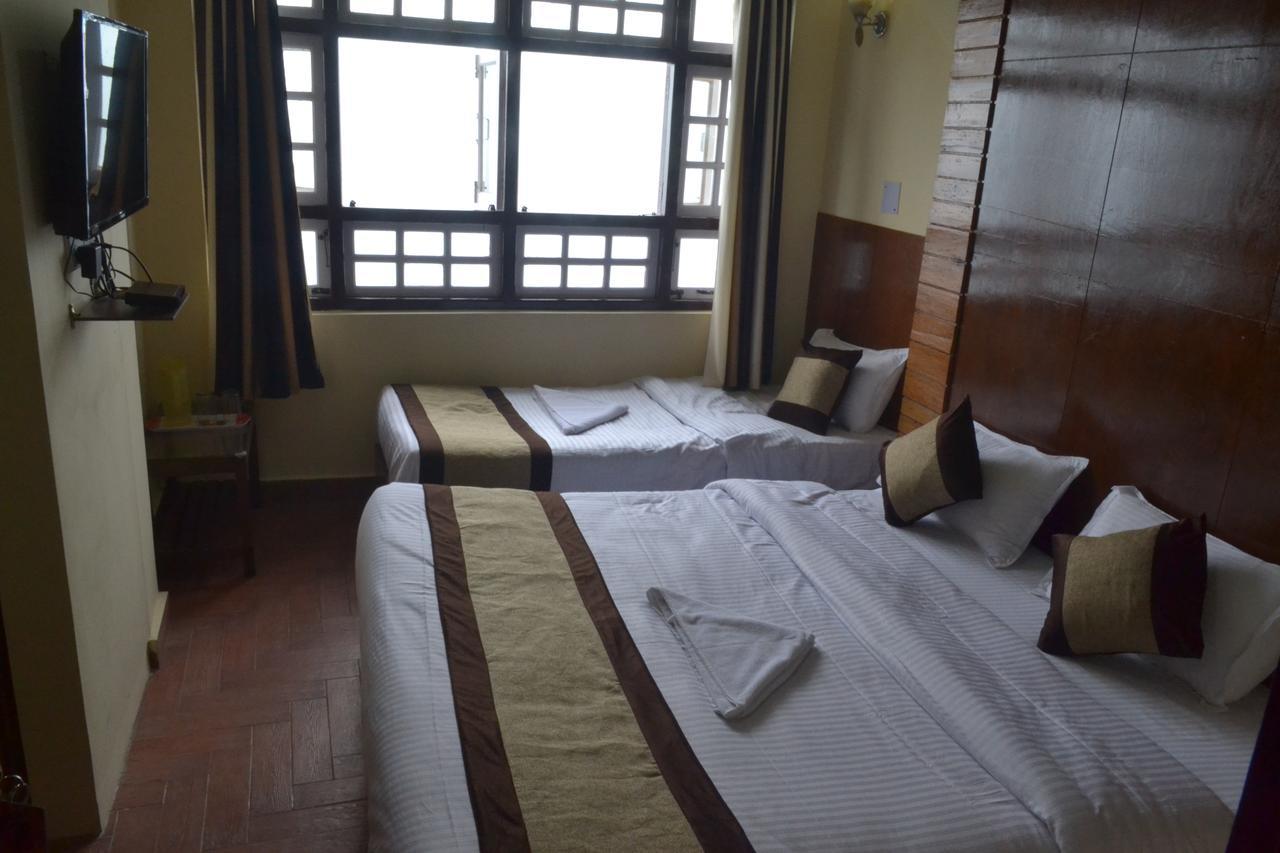 Hotel Madhawi Гангток Экстерьер фото